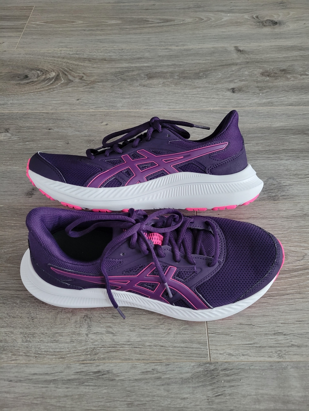 Asics Women's Jolt 4 Running Shoes Size 8